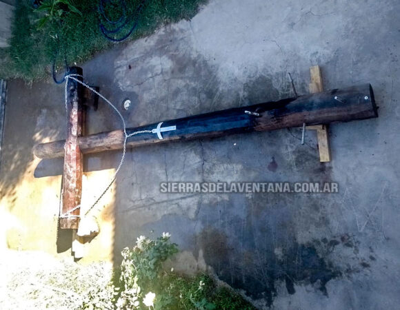 Cruz para el cerro ceferino de sierra de la ventana